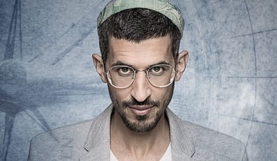 בכיוון הנכון: כוכב "דה וויס" הסרוג בסינגל חדש