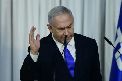 קיצור הביקור ברוסיה מראה: נתניהו לא יכול להמשיך בתפקידו