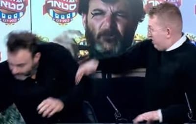 בגלל חיקוי: מכות בשידור חי באולפן ynet. צפו