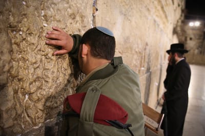 עיתונאי 'עובדה' לבני המגזר הדתי: מתבייש שזלזלתי בכם