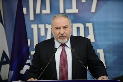 לפני הפגישה עם נתניהו: ההודעה המתגרה של ליברמן