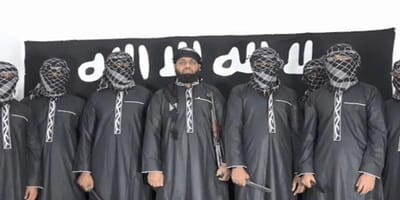 דאעש מציג: אלו המחבלים המתאבדים מסרי לנקה