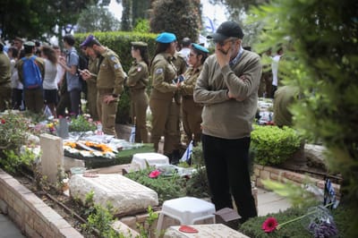 יום הזיכרון מסוגל לטשטש את כל המחיצות