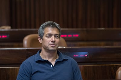 "לא פוסל את הרב פרץ": התכנית של הנדל וכחול לבן