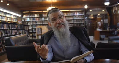 'תהיה עצמך': אברהם פריד בקליפ ווקאלי חדש. צפו