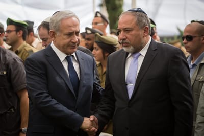 הישורת האחרונה: ליברמן ונתניהו ייפגשו לדון בפשרה