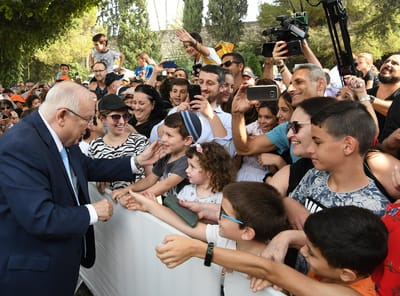 4,000 איש הגיעו לסוכת הנשיא משעות הבוקר