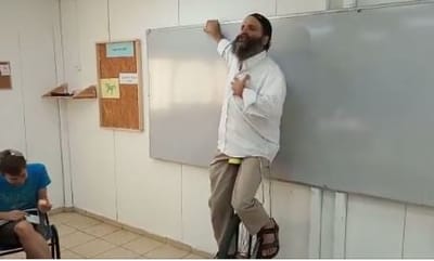 צפו: כזה שיעור באזרחות עוד לא ראיתם