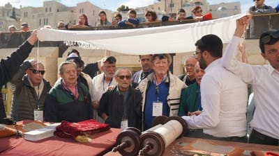 ניצולי השואה בטקס בכותל