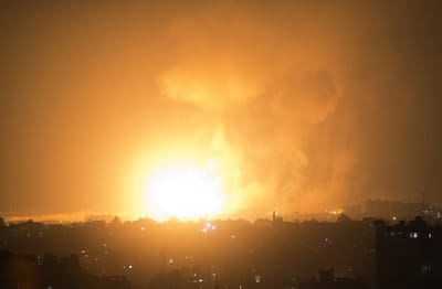 תגובה לשיגורים: גל תקיפות של צה"ל בעזה