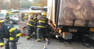 תאונה קשה ברמת גן: שני הרוגים ו-6 פצועים במקום