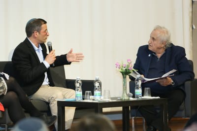 "לא נס ליחו של הרעיון הלאומי, הוא חי ובועט"
