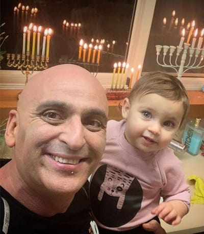 מהוליווד עד ישראל: כך הסלבס חגגו חנוכה | סיכום