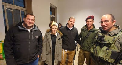 מרגש: שבע ברכות במקום בו נרצח אב המשפחה. צפו