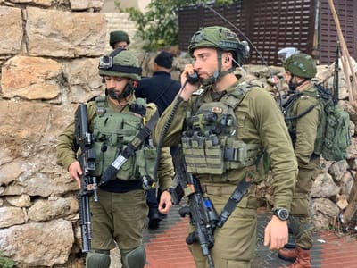 פצוע בינוני בדקירה בחברון וניסיון דקירה בשער שכם