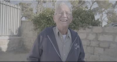 הסרוג שמתנדב לקחת חולים מעזה לישראל. צפו