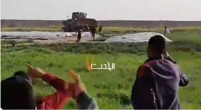 צפו: דחפור צה"לי עוצר לקיחת גופת מחבל