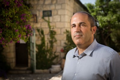 אריה קינג תומך בפינדרוס: "דואג לעתיד ירושלים"
