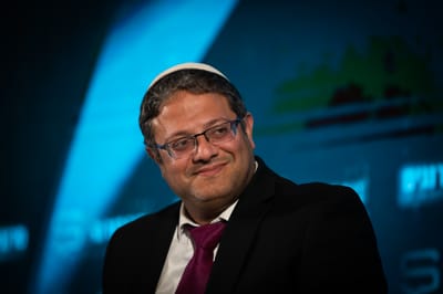 עובדת רה"מ הגישה ערעור על החרמת הטלפון הנייד