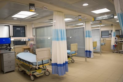 רופא במיון בבית החולים שיבא אותר כחולה קורונה