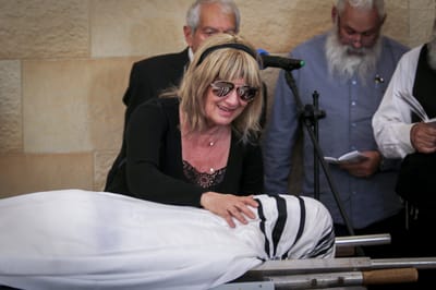 אשתו של מאיר איינשטיין ז"ל: "לא היית מאמין למה שקורה"