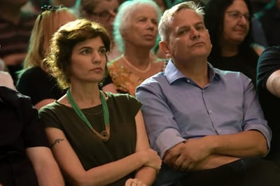 מרצ נגד עמיר פרץ: "נוכל; זוהי יריקה בפרצוף"