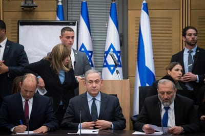 גל ביקורת חריף מימין עצר את ההסכם עם כחול לבן