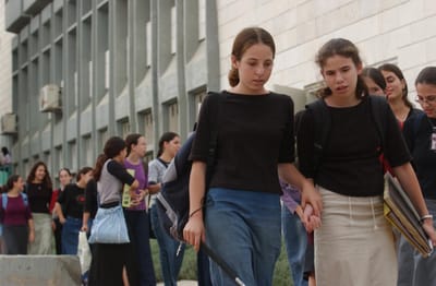 "ההחלטה איפה תלמד נערה אינה נתונה בידי ההורים"
