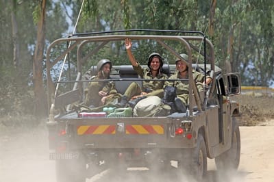 עתירה לבג"צ: לפתוח לנשים את כל תפקידי הלוחמה
