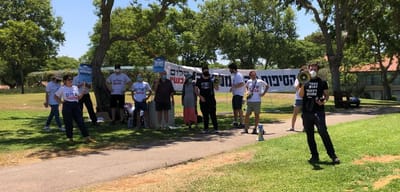 שלום עכשיו: להיפגש עם אבו מאזן, לא מועצת יש"ע