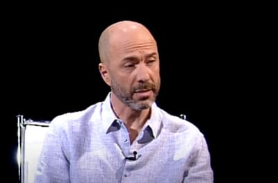 השחקן הישראלי לנתניהו: קום מהכסא ושחרר אותנו
