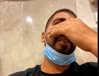 צפו: הצעיר שנעצר באלימות בגלל מסכה פרץ בבכי בדיון