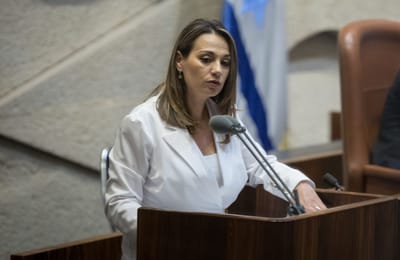 שאשא ביטון על הדחתה: "פעלתי על פי צו מצפוני"