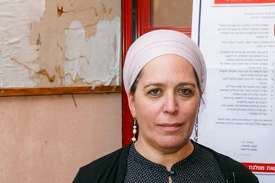 דינה דיין: מפגיני שמאל ירקו עלי כי אני אשה דתייה