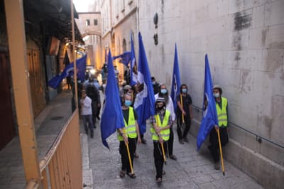 סיבוב שערים ראש חודש אב: מצפים לבניין המקדש