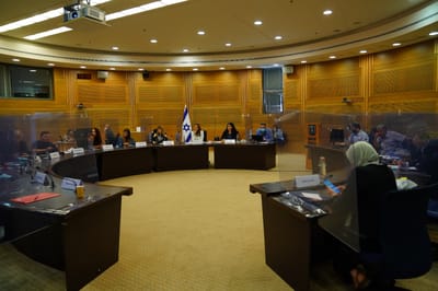 בזמן שאין הסכמות, גם הכנסת לא מתפקדת