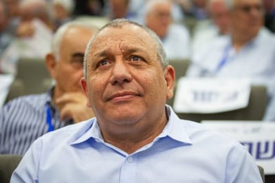 סקר: כמה מנדטים שווה מפלגה בראשות גדי איזנקוט