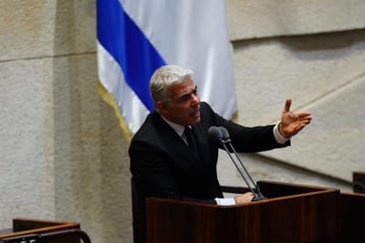 לפיד: פוליטיקה עלובה