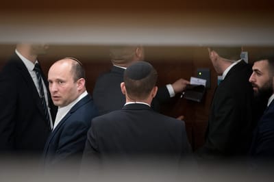 בלי להתכוון בכלל: כך נפתלי בנט מנע הליכה לבחירות