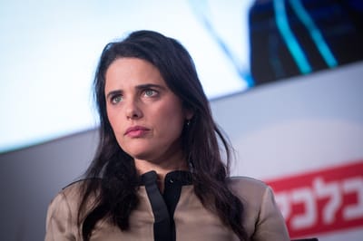 שקד: מוכנה להקריב את הקריירה הפוליטית שלי