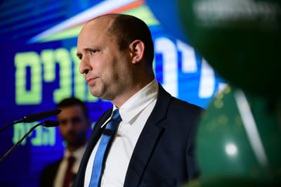 עמית סגל: בפני בנט עומדות שתי אפשרויות גרועות