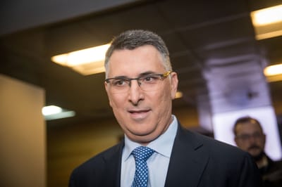 עמית סגל: אלה המועמדים להצטרף למפלגה של סער