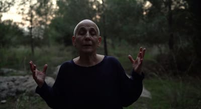 "לסלוח לעצמי": רבקה זוהר חוזרת בשיר חדש ומרגש