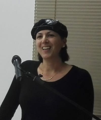 הפרופסורית הסרוגה תזכה לאות אבירות ממרכז פרס