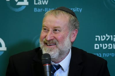 מנדלבליט: קמפיין הליכוד עובר על החוק