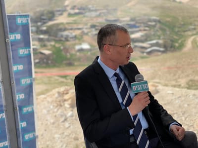יריב לוין לסרוגים: "אי אפשר להסדיר הכל בבת אחת"