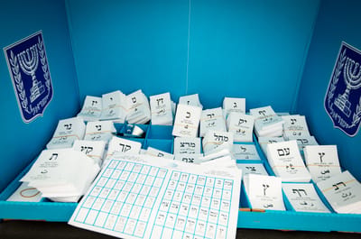 הציונות הדתית: מעלימים לנו פתקים בריכוזים חרדיים
