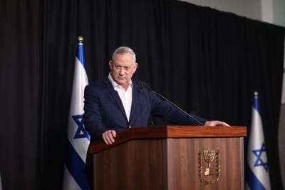 גנץ: "פניתי ליועמ"ש לבחון את כשירותו של נתניהו"