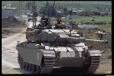 יום הזיכרון שלי / תחת הפגזה כבדה