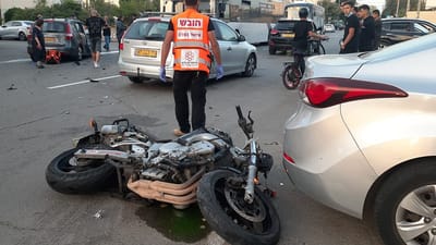 תוך דקות: שני רוכבי אופנוע נהרגו בתאונות דרכים